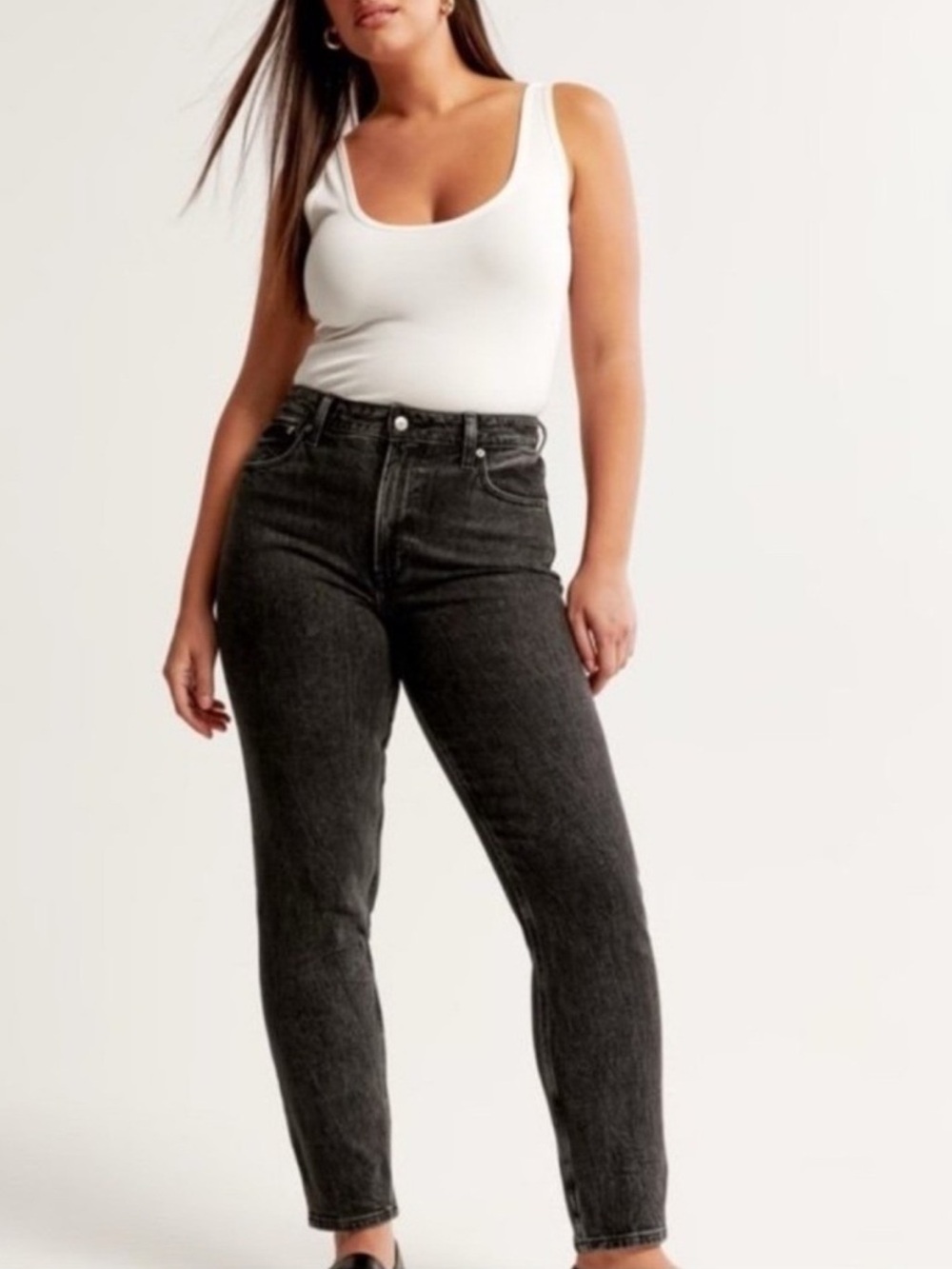 Abercrombie & Fitch The Mom High Rise Straight Leg Jeans Black Size: 28/6R